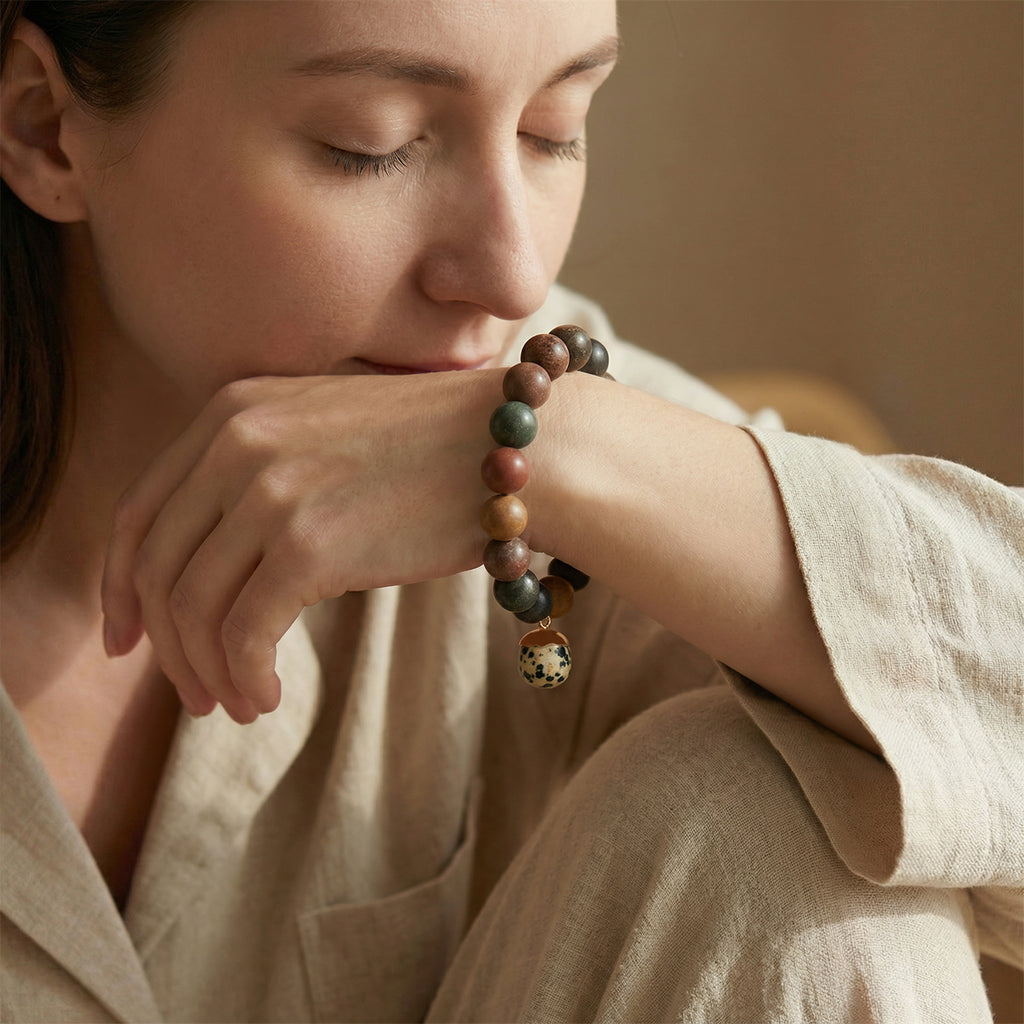 Chinese Herbal Wellness Bracelet – Traditional Herbal Remedy Accessory